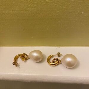 Wolf Circus Pearl Hoops